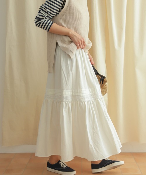 URBAN RESEARCH DOORS（アーバンリサーチドアーズ）の「コットンレーヨンレース切替スカート（スカート・レディース・オフホワイト/ブラック・MEDIUM）」の10枚目の写真