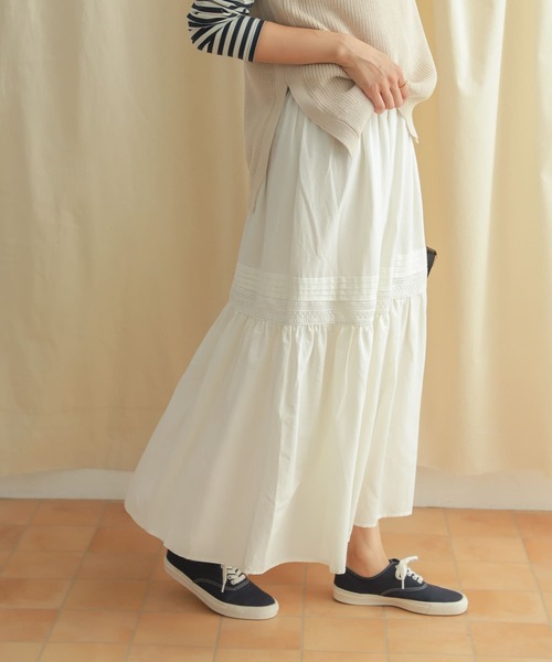 URBAN RESEARCH DOORS（アーバンリサーチドアーズ）の「コットンレーヨンレース切替スカート（スカート・レディース・オフホワイト/ブラック・MEDIUM）」の11枚目の写真