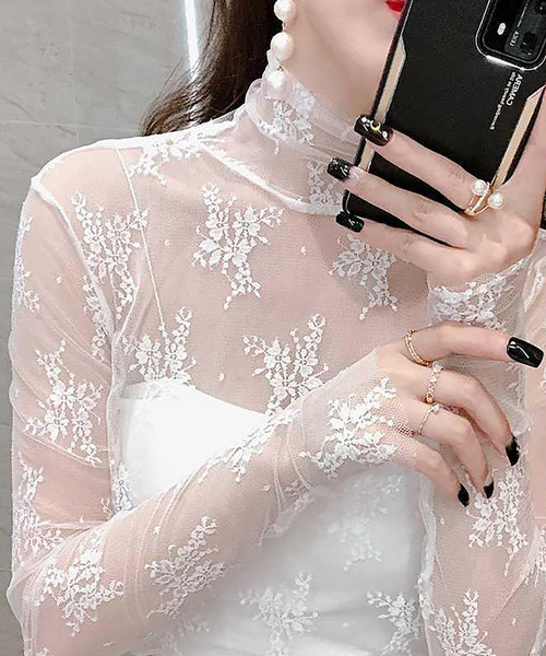 DEVICE(デバイス)の「レース フラワー シアー タートル トップス(Tシャツ/カットソー・レディース・ホワイト/ブラック・FREE)」の7枚目の写真