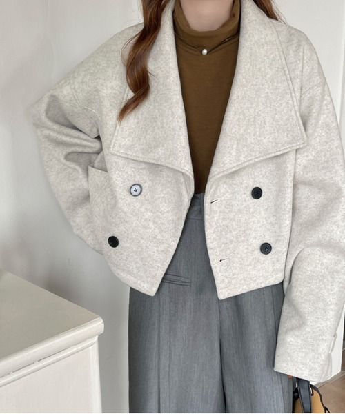 emi+(エミプラス)の「ダブルボタンミックス調メルトンビックカラーオーバーショートコート(ピーコート・レディース・杢グレー/ブラック/ネイビー・M/L)」の4枚目の写真