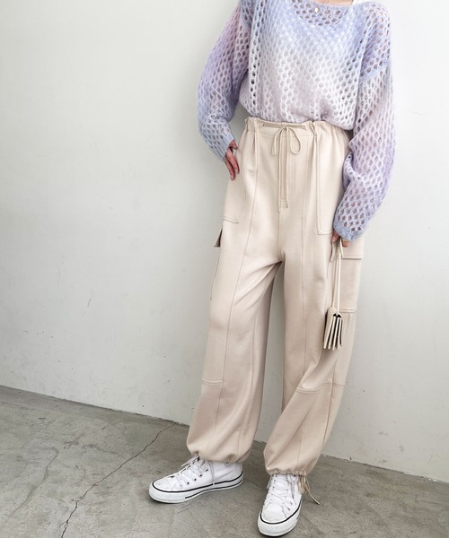 GeeRA(ジーラ)の「やわらか素材カーゴパンツ(カーゴパンツ・レディース・アイボリー/ブラック・MEDIUM/LARGE)」の10枚目の写真