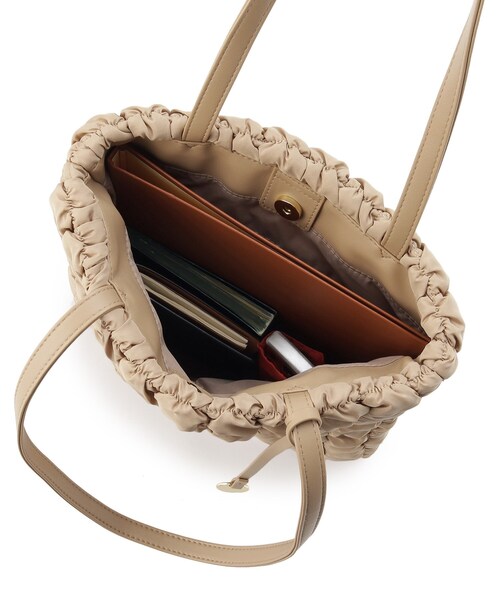 SHOO・LA・RUE（シューラルー）の「◆ポップコーントートバッグ（トートバッグ・レディース・アイボリー/ベージュ/ブラック・00）」の14枚目の写真