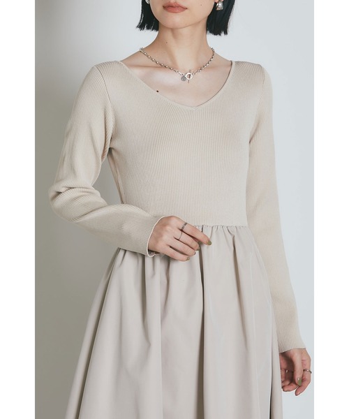 &. NOSTALGIA(アンドドットノスタルジア)の「前後2WAYシャリニットドッキングワンピース(長袖)(ワンピース・レディース・ライトベージュ/ブラック/ネイビー/ホワイト×ブラック/ライトグレー/グレイッシュブルー・M/S)」の16枚目の写真