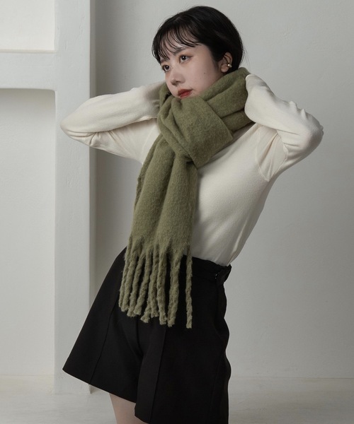 lawgy（ラウジー）の「volume fringe muffler（マフラー）」 WEAR