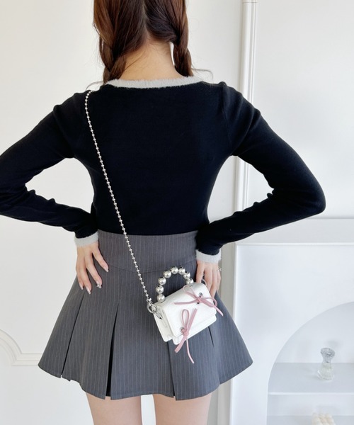 Loueme(ルエム)の「リボン刺繍シャギートリムリブニットトップス(ニット/セーター・レディース・ブラック/ピンク/アイボリー・FREE)」の8枚目の写真