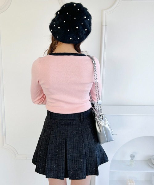 Loueme(ルエム)の「リボン刺繍シャギートリムリブニットトップス(ニット/セーター・レディース・ブラック/ピンク/アイボリー・FREE)」の16枚目の写真