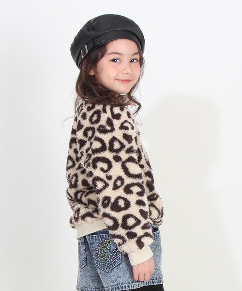 BABYDOLL（ベビードール）の「通販限定 ふんわりボア ポケ付き トレーナー 8668K（スウェット・キッズ・サンドベージュ/ベージュ/オフホワイト/ブラック・120cm/130cm/100cm/110cm/140cm/80ｃｍ/150cm/90cm）」の7枚目の写真