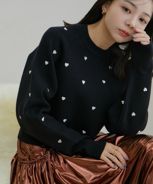 VIS（ビス）の「ハート刺繍ニットプルオーバー（ニット/セーター