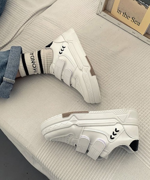Miniministore(ミニミニストア)の「厚底スニーカー ベルクロ レディース美脚(スニーカー・レディース・ホワイト×ブラック/ベージュ・24.5cm/23.5cm/22.5cm/23.0cm/24.0cm)」の13枚目の写真