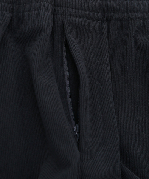 EDIFICE（エディフィス）の「RT トリコットコーデュロイ イージーパンツ（その他パンツ・メンズ・チャコールグレー/ネイビー/ブラック・SMALL/MEDIUM/LARGE）」の18枚目の写真