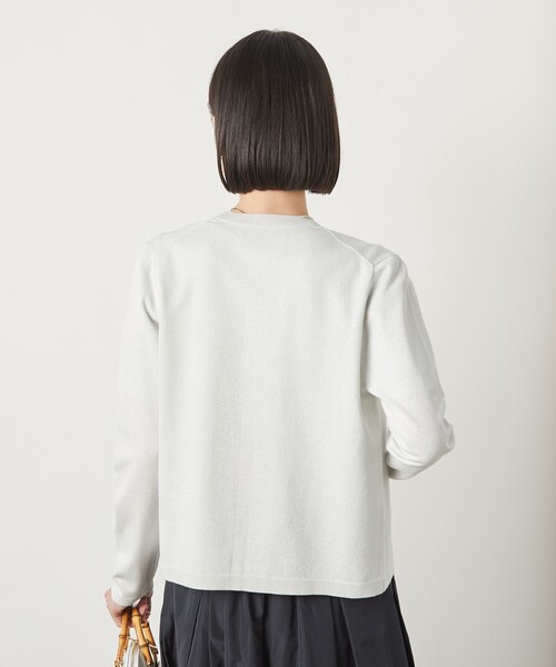 NOLLEY’S Sophi(ノーリーズソフィ)の「《手洗い可能》《アンサンブル対応》ラメクルーネックカーディガン(カーディガン/ボレロ・レディース・ゴールド/サックスブルー/シルバー/ブラック・38/36)」の15枚目の写真