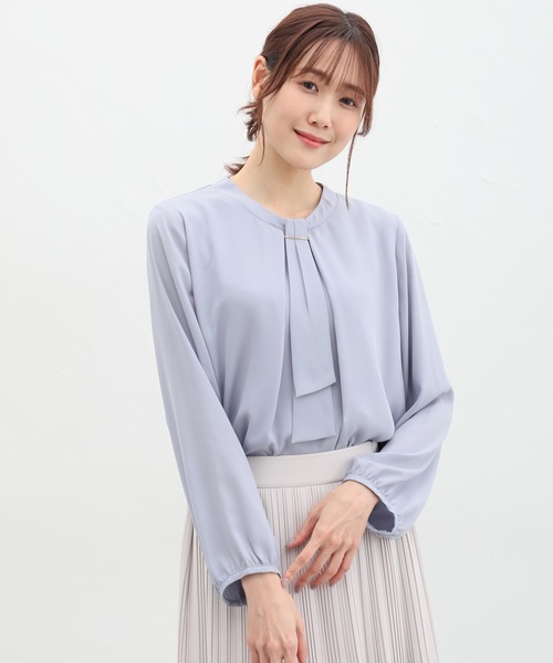 Honeys（ハニーズ）の「ボウタイブラウス（シャツ/ブラウス・レディース・ブラック/グレイッシュベージュ/オレンジ/ブルー/ホワイト・S/M/L/LL/3L）」の5枚目の写真