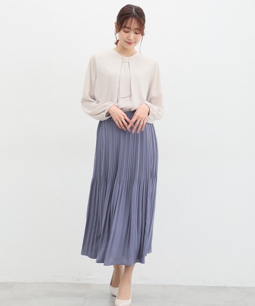 Honeys（ハニーズ）の「ボウタイブラウス（シャツ/ブラウス・レディース・ブラック/グレイッシュベージュ/オレンジ/ブルー/ホワイト・S/M/L/LL/3L）」の18枚目の写真