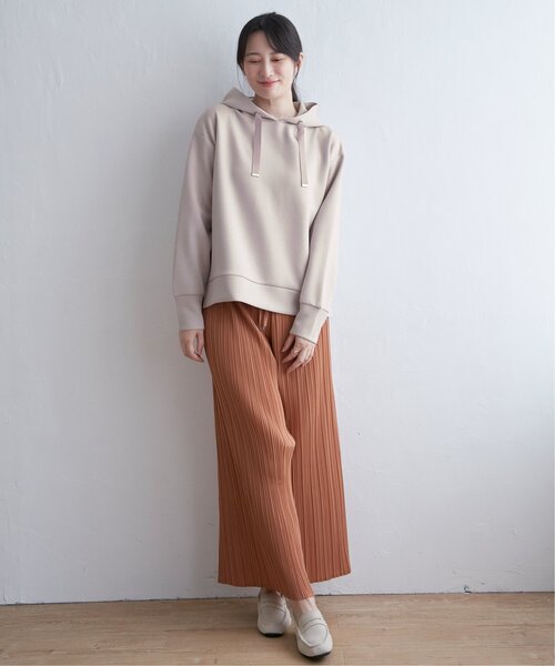 ikka(イッカ)の「ダンボールスウェットパーカー(パーカー・レディース・オフホワイト/スカイブルー/ネイビー/ベージュ/ピンクベージュ・S/M/L)」の16枚目の写真