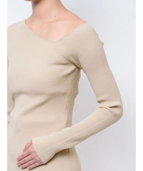 LAGUNAMOON（ラグナムーン）の「アシンメトリーイレヘムニットプルオーバー（ニット/セーター・レディース・ブラック/ベージュ/アイボリー・FREE）」の14枚目の写真