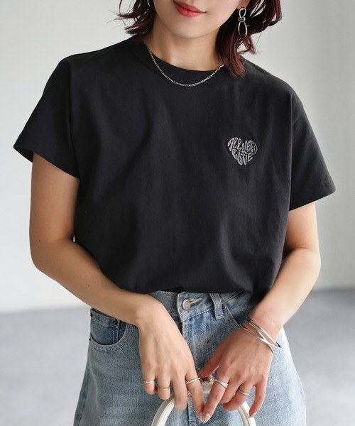 セール】ハートロゴラメ刺繍コンパクトTシャツ（Tシャツ