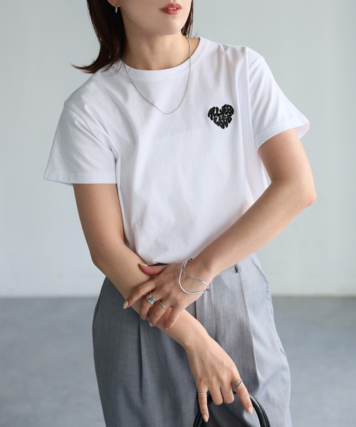 セール】ハートロゴラメ刺繍コンパクトTシャツ（Tシャツ/カットソー