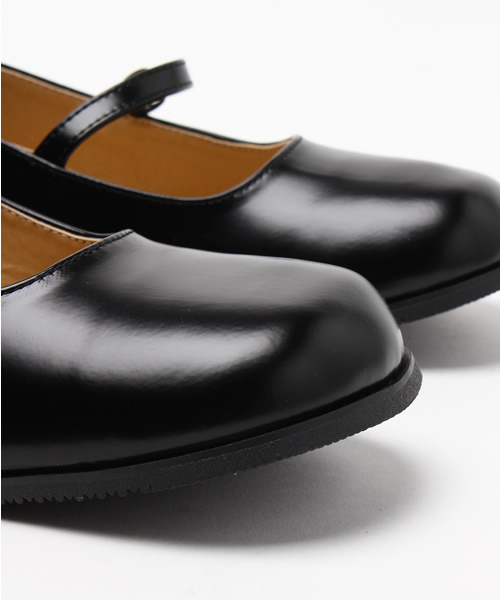 YOSUKE（ヨースケ）の「「YOSUKE/ヨースケ」ワンストラップフラットパンプス（パンプス・レディース・ブラック/ダークブラウン/ホワイト/ブラック系その他/ブラウン/ブラウン系その他/ワイン/ブラック系その他2・23/23.5/25/24/24.5）」の9枚目の写真