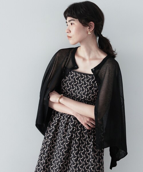 GALLEST（ギャレスト）の「◆クルーネックシアーカーディガン（カーディガン/ボレロ・レディース・ブラック/アイボリー/キャメル/スモーキーグリーン系・38）」の3枚目の写真