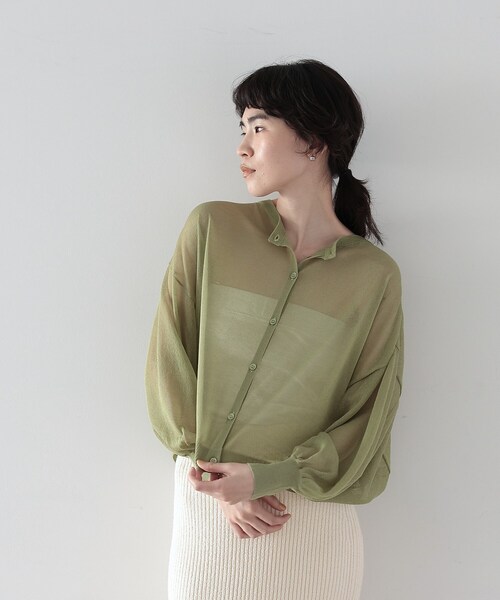 GALLEST（ギャレスト）の「◆クルーネックシアーカーディガン（カーディガン/ボレロ・レディース・ブラック/アイボリー/キャメル/スモーキーグリーン系・38）」の15枚目の写真