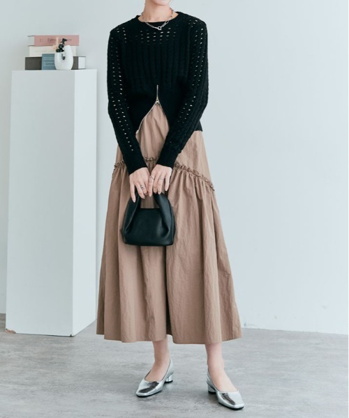 kirakiraShop(キラキラショップ)の「クロシェ編み ハーフジップ ロング スリーブ トップス(ニット/セーター・レディース・ベージュ系その他/アイボリー/ブラック・M)」の4枚目の写真