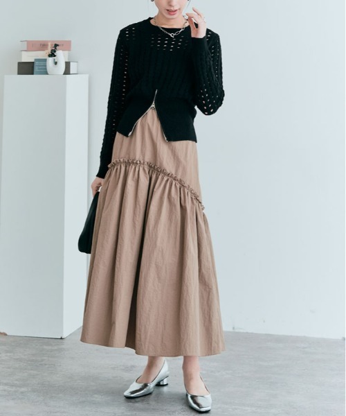 kirakiraShop(キラキラショップ)の「クロシェ編み ハーフジップ ロング スリーブ トップス(ニット/セーター・レディース・ベージュ系その他/アイボリー/ブラック・M)」の5枚目の写真