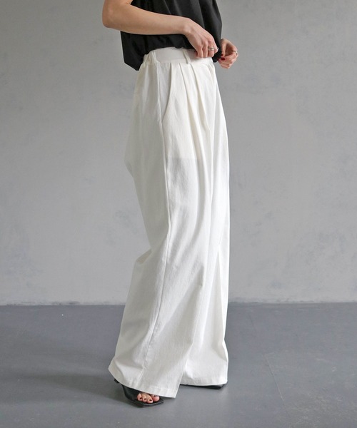 cheriella（シェリエラ）の「【cheriella】WEB限定コットンセンタープレスパンツ WEB LIMITED COTTON CENTER PRESS PANTS（スラックス・レディース・ブラック/アイボリー/ネイビー・FREE）」の18枚目の写真