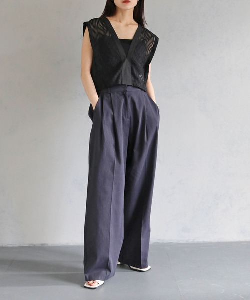 cheriella（シェリエラ）の「【cheriella】WEB限定コットンセンタープレスパンツ WEB LIMITED COTTON CENTER PRESS PANTS（スラックス・レディース・ブラック/アイボリー/ネイビー・FREE）」の7枚目の写真