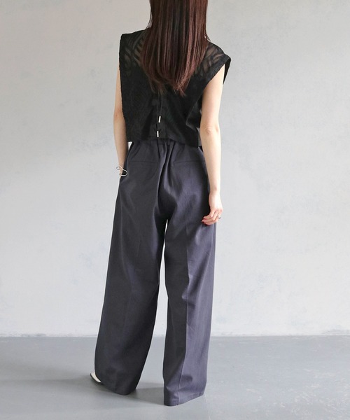cheriella（シェリエラ）の「【cheriella】WEB限定コットンセンタープレスパンツ WEB LIMITED COTTON CENTER PRESS PANTS（スラックス・レディース・ブラック/アイボリー/ネイビー・FREE）」の10枚目の写真