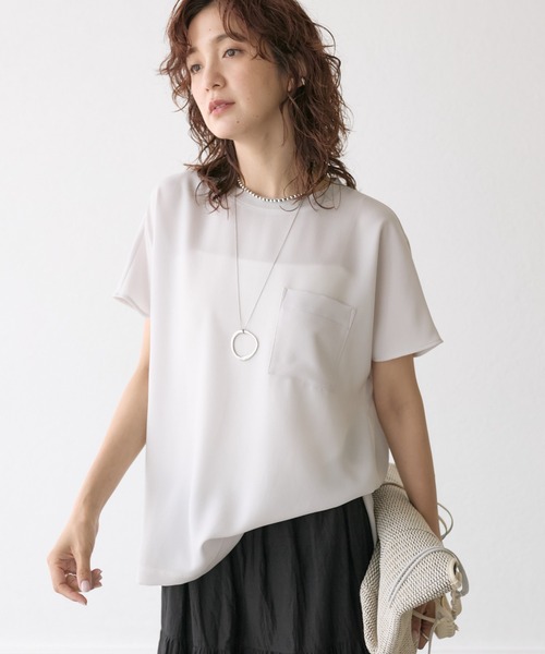 RIVE DROITE(リヴドロワ)の「テレコ切替ジョーゼットブラウス(シャツ/ブラウス・レディース・チャコールグレー/ライトグレー/オフホワイト/ブラック・FREE)」の18枚目の写真