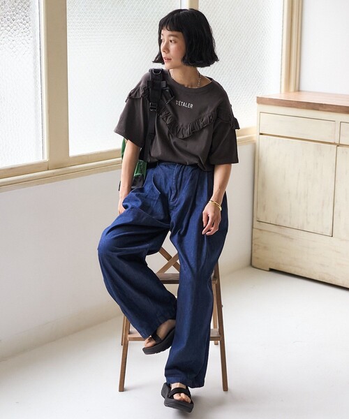 お値下げしました♡ビーズ装飾 濃紺 半袖Tシャツ フリルデザイン ビーズ装飾 濃紺 半袖Tシャツ フリルデザイン - メルカリ