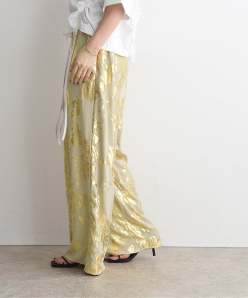 Eimee Law（エイミーロウ）の「箔プリント リラックスパンツ（その他パンツ・レディース・ライトグレー/ベージュ/ダークグレー・38/FREE）」の10枚目の写真