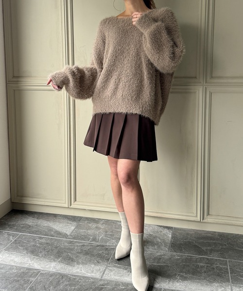 JUNOAH（ジュノア）の「シャギーニットトップス（ニット/セーター・レディース・パープル/グレイッシュベージュ/ブルーグリーン/ホワイト系その他/チャコール・FREE）」の17枚目の写真