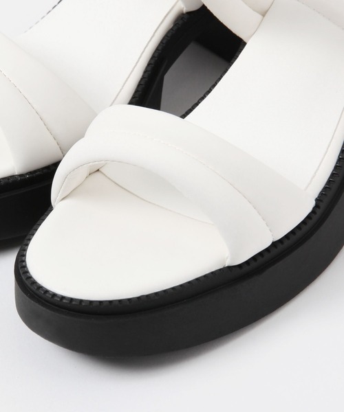 BAYFLOW（ベイフロー）の「[フィットする中敷きクッション]チューブサンダル（サンダル・レディース・ブラック/ホワイト・MEDIUM/LARGE）」の10枚目の写真