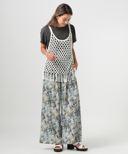 BAYFLOW（ベイフロー）の「[フィットする中敷きクッション]チューブサンダル（サンダル・レディース・ブラック/ホワイト・MEDIUM/LARGE）」の17枚目の写真