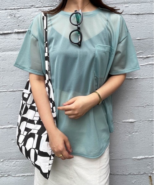 ENIM BY VICKY(エニムバイビッキー)の「ポケット付きシアーTシャツ《手洗い可能》(Tシャツ/カットソー・レディース・ホワイト/グリーン/ピンク・M)」の2枚目の写真