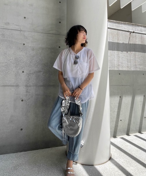 ENIM BY VICKY(エニムバイビッキー)の「ポケット付きシアーTシャツ《手洗い可能》(Tシャツ/カットソー・レディース・ホワイト/グリーン/ピンク・M)」の9枚目の写真