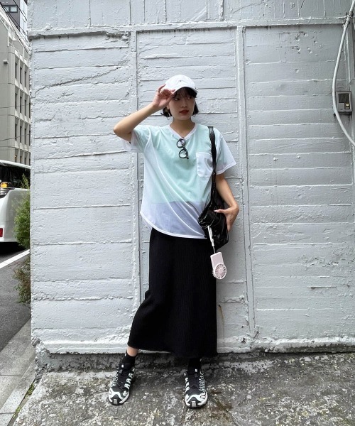 ENIM BY VICKY(エニムバイビッキー)の「ポケット付きシアーTシャツ《手洗い可能》(Tシャツ/カットソー・レディース・ホワイト/グリーン/ピンク・M)」の12枚目の写真