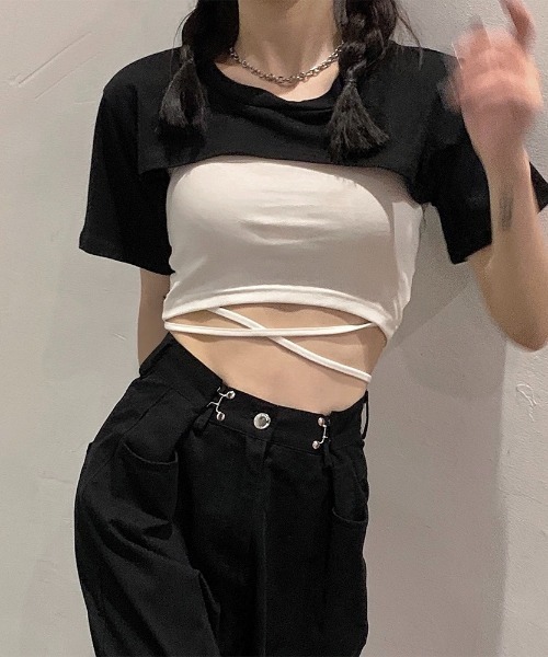 LADY LIKE(レディライク)の「クロスリボンショートキャミ2点セット(Tシャツ/カットソー・レディース・ホワイト/ブラック・M)」の4枚目の写真