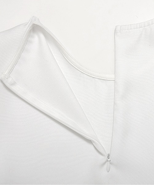 O.S.K（オーエスケー）の「[O.S.K] アシメペプラムジャガードトップス（シャツ/ブラウス・レディース・ブラック/ホワイト・FREE）」の15枚目の写真