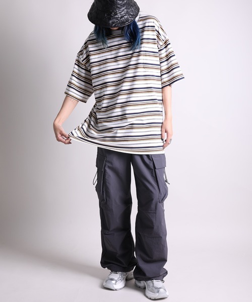 GENXDER（ノンジェンダー）の「【GENXDER】ボーダー柄ルーズフィットTシャツ (SS)（Tシャツ/カットソー・メンズ・ブラック/ホワイト・LARGE/X-LARGE/XX-LARGE）」の10枚目の写真