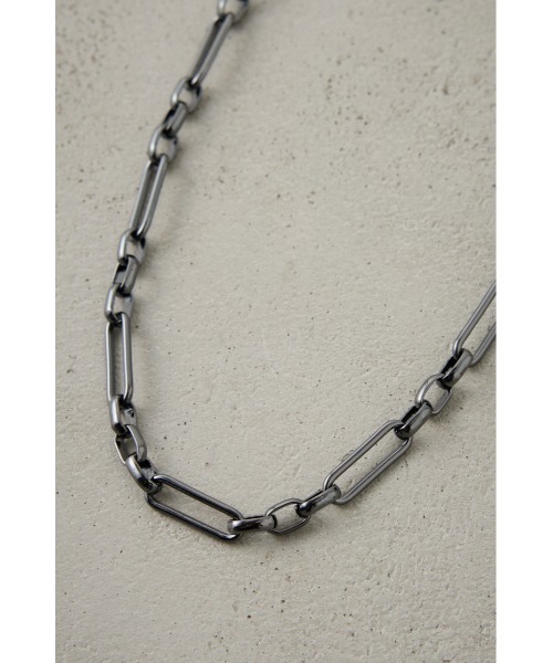 AZUL by moussy(アズールバイマウジー)の「ランダムスクエアチェーンネックレス(ネックレス・メンズ・ブラック/シルバー・FREE)」の5枚目の写真