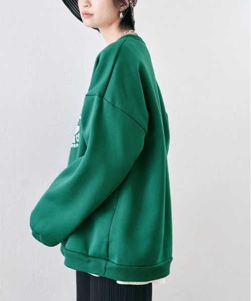 kirakiraShop（キラキラショップ）の「フロントロゴが映える。裏起毛 ロゴ デザイン スウェット（スウェット・レディース・杢グレー/ブルー/ワイン/ブラック/グリーン/チャコール/オートミール/ベージュ/ブルー系その他・M/L/XL/XXL）」の11枚目の写真