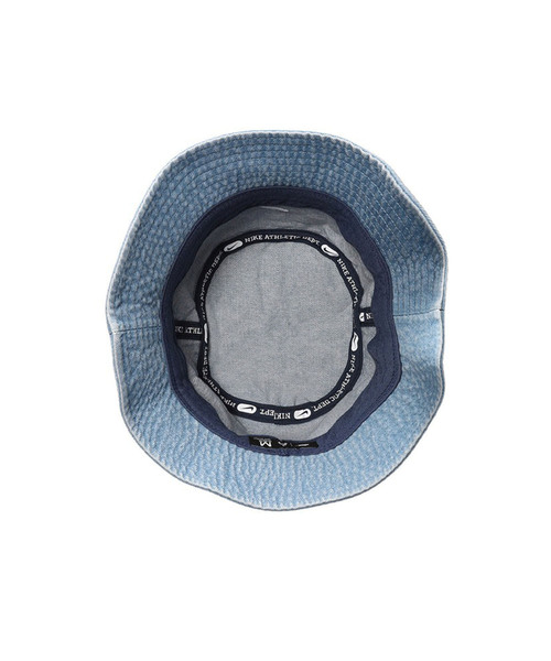NIKE(ナイキ)の「【NIKE】APEX BUCKET HAT DENIM ナイキ エイペックス デニム バケットハット(ハット・レディース・ブルー系その他4・FREE)」の3枚目の写真
