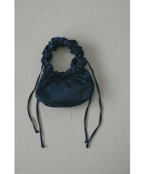 STYLEMIXER（スタイルミキサー）の「サテンギャザーハンドルバッグ（ハンドバッグ・レディース・ブラック/ネイビー/ブラウン・FREE）」の10枚目の写真