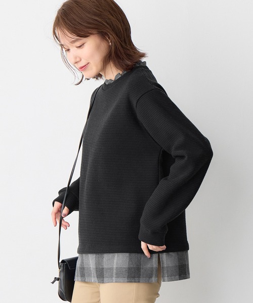 Viola e Viola(ヴィオラエヴィオラ)の「ブークレ裏起毛 レイヤード風プルオーバー(Tシャツ/カットソー・レディース・アイボリー/ブラック/グレー・M/L/LL/3L)」の8枚目の写真