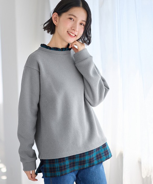 Viola e Viola(ヴィオラエヴィオラ)の「ブークレ裏起毛 レイヤード風プルオーバー(Tシャツ/カットソー・レディース・アイボリー/ブラック/グレー・M/L/LL/3L)」の11枚目の写真
