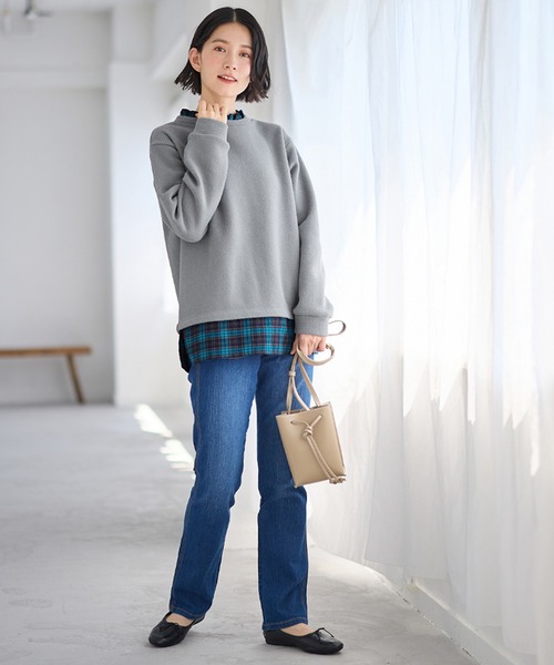 Viola e Viola(ヴィオラエヴィオラ)の「ブークレ裏起毛 レイヤード風プルオーバー(Tシャツ/カットソー・レディース・アイボリー/ブラック/グレー・M/L/LL/3L)」の19枚目の写真