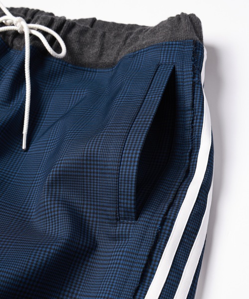DISCOVERED（ディスカバード）の「CHECK BONDING LINE TRACK PANTS（その他パンツ・メンズ・ネイビー/キャメル・1/3）」の6枚目の写真