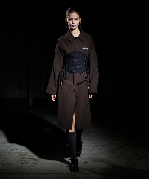 NON TOKYO（ノントーキョー）の「LAME DENIM LACE-UP CORSET（その他トップス・レディース・インディゴブルー/グリーン/ブラック・FREE）」の4枚目の写真